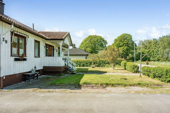 5 rum Villa på Olofstorpsvägen 29 Centrala Axvall Skara kommun - bild 3