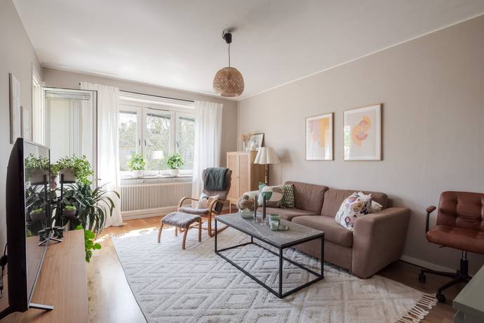 2 rum lägenhet på Ullavigatan 31D Väster, Örebro kommun - bild 1
