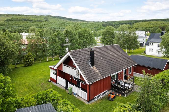 6 rum villa på Hallvägen 2 Järpen, Åre kommun - bild 2