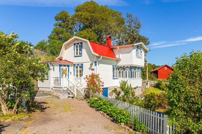 5 rum villa på Stora Lycke 400 Lycke, Kungälvs kommun - bild 1