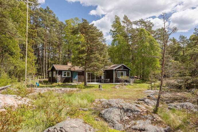 5 rum Fritidsboende på Väster-Mörtarö 933 Väster-Mörtarö, Gräsö Östhammars kommun - bild 23
