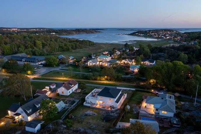 8 rum villa på Kläppakullevägen 4 Malevik, Kungsbacka kommun - bild 2