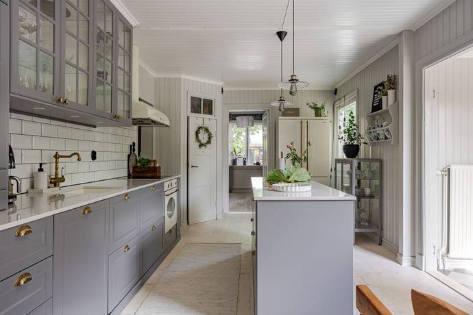 7 rum villa på Järnvägsgatan 6 Slöinge, Falkenbergs kommun - bild 3