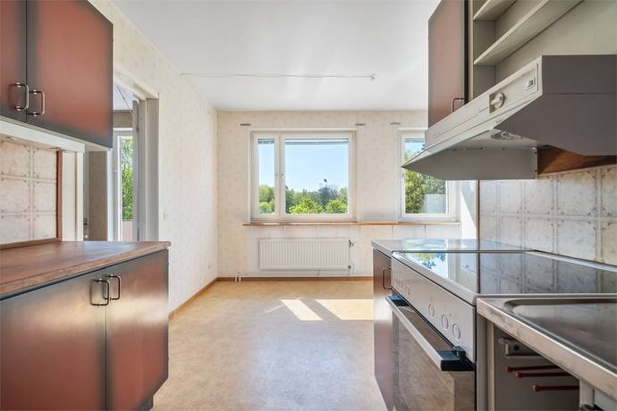 5 rum lägenhet på Lammholmsbacken 173 Vårby, Huddinge kommun - bild 5