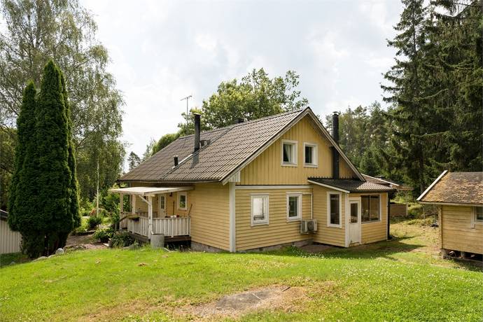 5 rum villa på SANDSTENSVÄGEN 10 Munga, Västerås kommun - bild 2