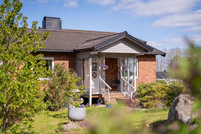 6 rum villa på Tibblevägen 9 Skultuna, Västerås kommun - bild 2