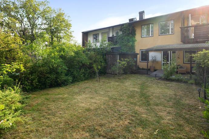 6 rum Radhus på Värmlandsvägen 296 Farsta Stockholms kommun - bild 2