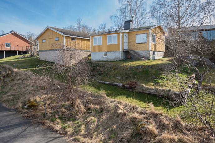 2 rum villa på Solhemsgatan 13 Egnahem, Jönköpings kommun - bild 1