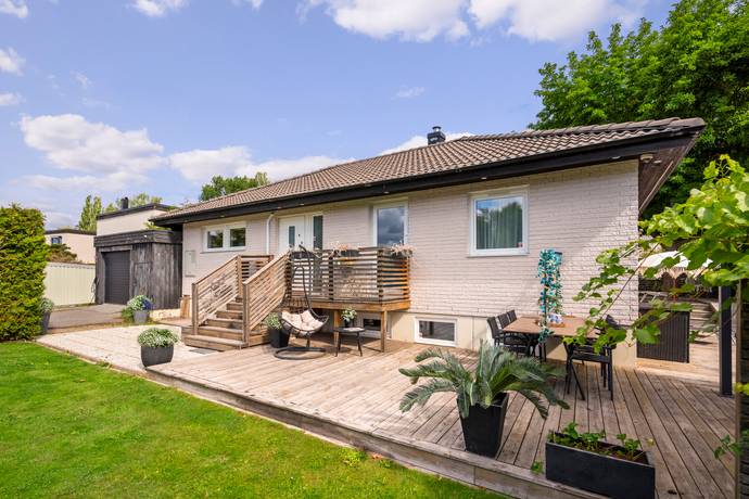 Sandviksvägen 42, Hässelby Södra Villastad, Stockholms kommun