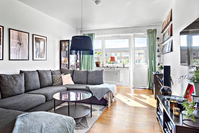 2 rum Lägenhet på BÖKEBERGSGATAN 8 C Centralt Svedala kommun - bild 2