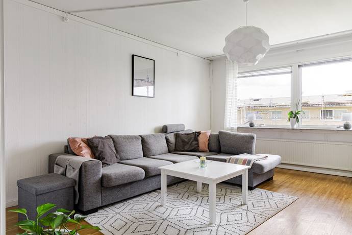 3 rum lägenhet på Djurängsvägen 35B Djurängen, Kalmar kommun - bild 1
