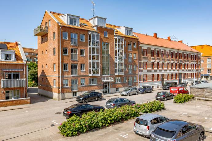 3 rum lägenhet på Stenvinkelsgatan 8 Centrum, Halmstads kommun - bild 1