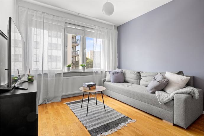2 rum lägenhet på Råcksta Gårdsväg 28 Vällingby Parkstad / Råcksta, Stockholms kommun - bild 1