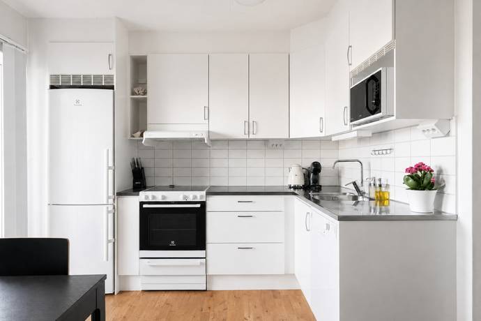Småbrukets backe 10, Visättra ängar, Huddinge kommun