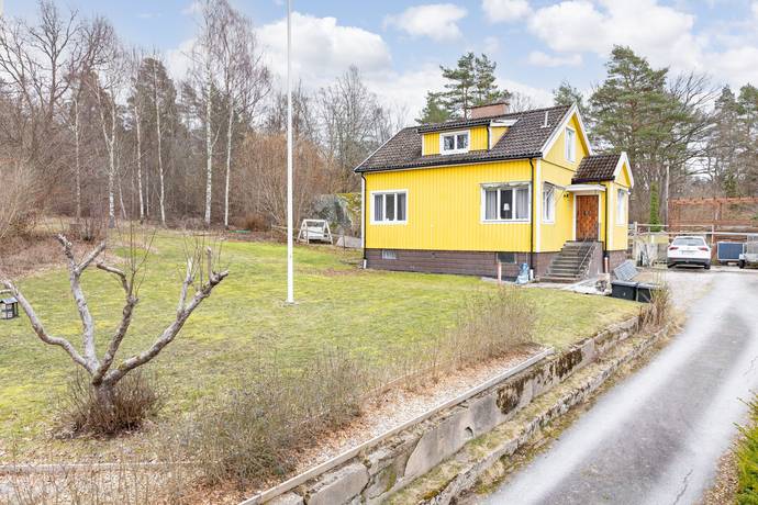 Tornerydsvägen 14 & 16, Ronneby, Ronneby kommun