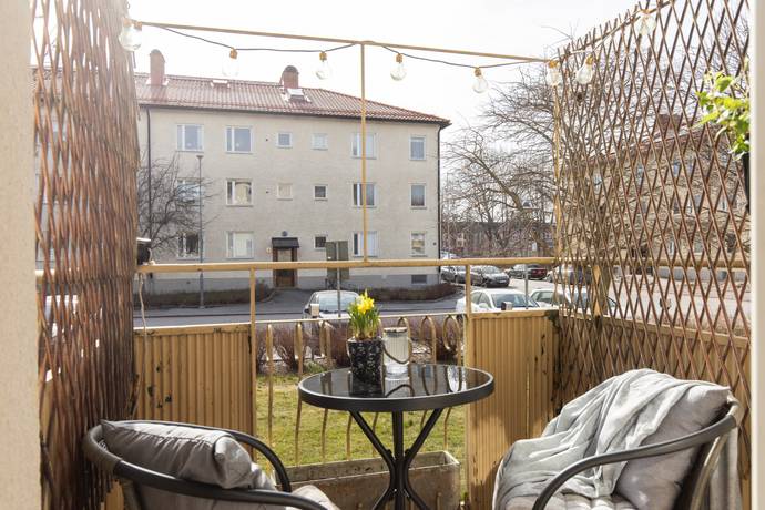 2 rum lägenhet på Kyrkvärdsvägen 10 Almby, Örebro kommun - bild 2