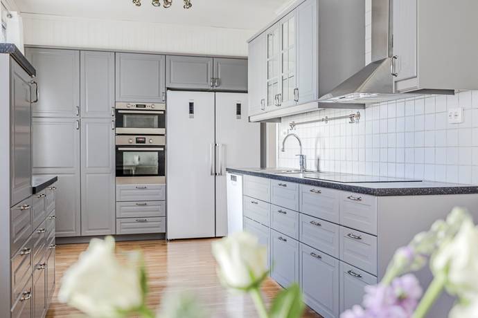 8 rum villa på Jernberghsgatan 2 Söder, Eskilstuna kommun - bild 3