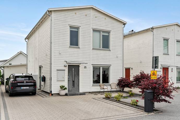 Dagsverksgatan 21, Glasberga Sjöstad Village, Södertälje kommun