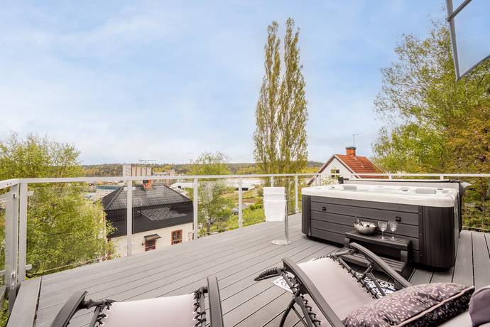 4 rum villa på Åsgatan 23 Gamleby, Västerviks kommun - bild 1