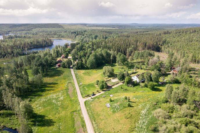 7 rum Gård/skog på Gäsjö 30 Norbergs kommun - bild 63