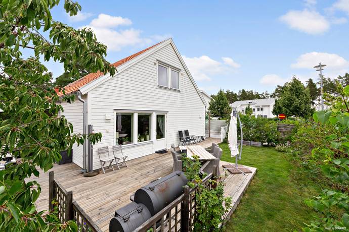 6 rum villa på Vattentornsvägen 24 Söderby Park, Salems kommun - bild 3