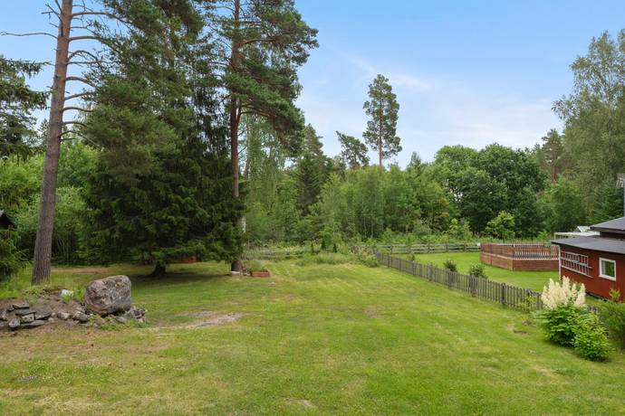 3 rum Vinterbonat fritidshus på Poppes väg 11 Ränka Norrtälje kommun - bild 22