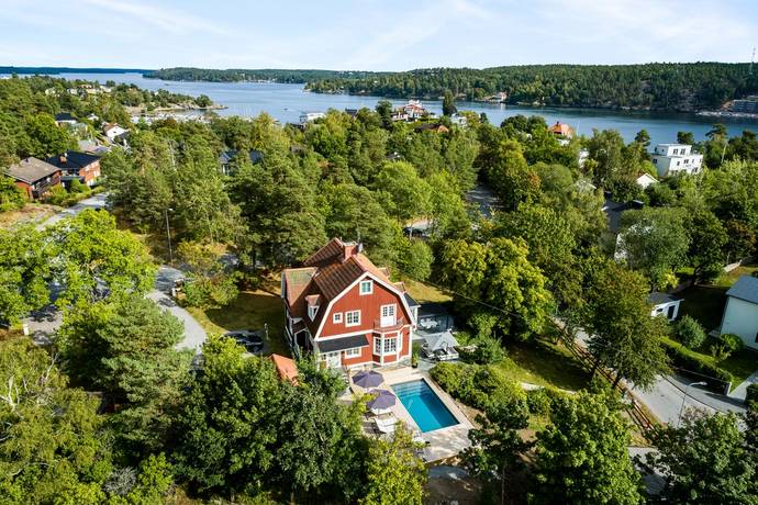Södra Kungsvägen 266 i Lidingö, Lidingö kommun - Villa till salu - Hemnet
