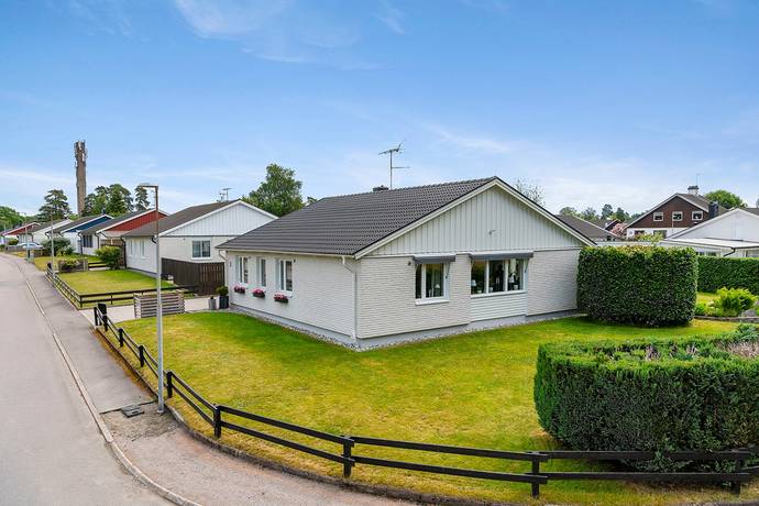 4 rum villa på Kolonivägen 11 Araby, Växjö kommun - bild 2