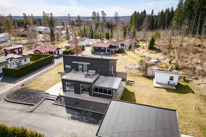 6 rum villa på Lövstigen 8 Lekeryd - Tovrida Udde, Jönköpings kommun - bild 2