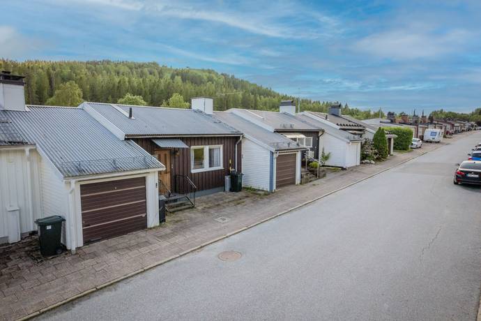 5 rum Radhus på Västra Dalgatan 49 Centralt Örnsköldsviks kommun - bild 2