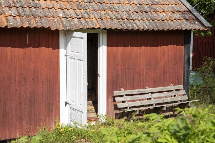 6 rum Vinterbonat fritidshus på Holmbergsbacken 23 Yxlan Köpmanholm Norrtälje kommun - bild 36