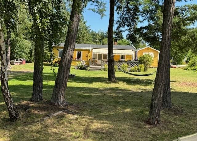 6 rum fritidshus på Ramsövägen 20 Oknö, Mönsterås kommun - bild 1