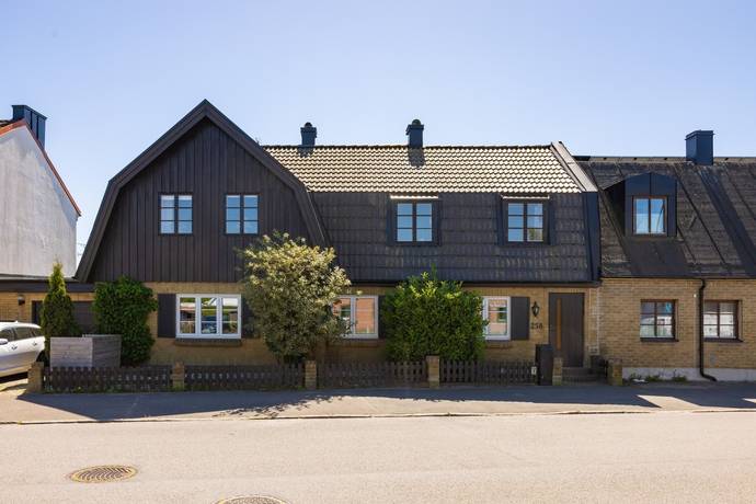 5 rum villa på Östra Förstadsgatan 258 Östra, Trelleborgs kommun - bild 1