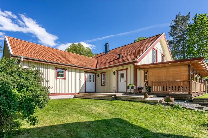 8 rum villa på Sågarvägen 7 Bro, Upplands-Bro kommun - bild 2
