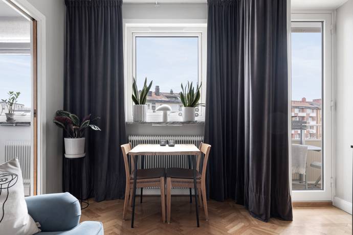 1 rum lägenhet på Furusundsgatan 18, 4tr Östermalm - Gärdet, Stockholms kommun - bild 2