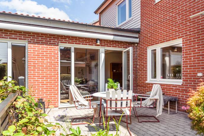 6 rum villa på Violgatan 4 Lomma - Lervik, Lomma kommun - bild 1