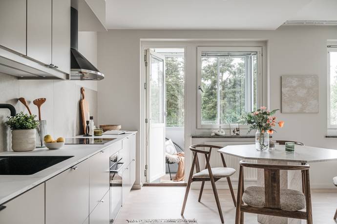 3 rum lägenhet på Tallvägen 10 Lillängshamnen, Hammarö kommun - bild 1