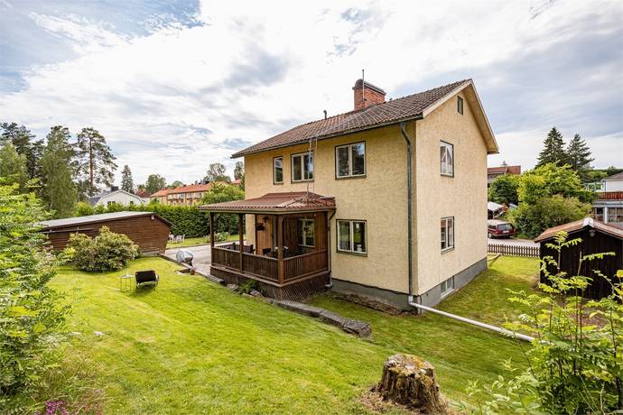 villa på Gästgivarevägen 16 Högåsen, Arvika kommun - bild 2
