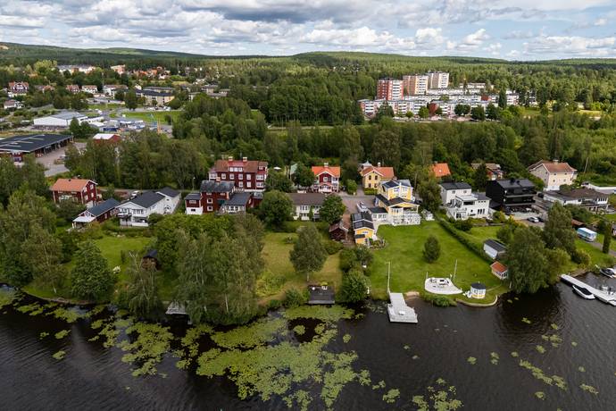 6 rum villa på Strandvägen 28 Slussen, Falu kommun - bild 1
