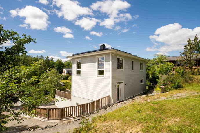 Kästavägen 6, Glömsta, Huddinge kommun