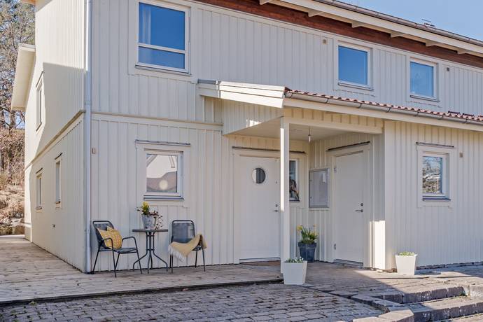 5 rum parhus på Nornornas väg 24 Trollhättan, Trollhättans kommun - bild 1