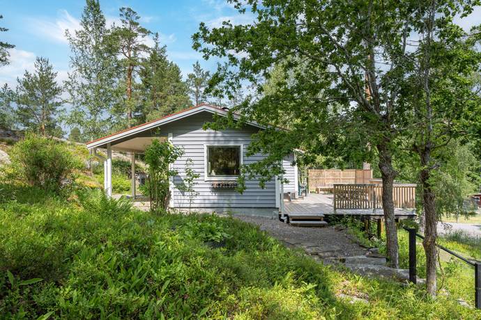 3 rum vinterbonat fritidshus på Smultronvägen 4 Mariefred, Strängnäs kommun - bild 2