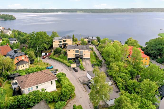 6 rum villa på Berghamnsbrinken 13 Hässelby Södra Villastad, Stockholms kommun - bild 5
