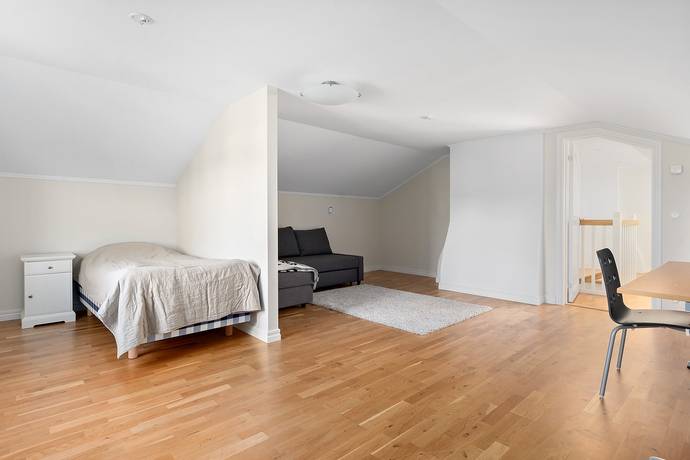 7 rum Villa på Almungevägen 104 Norrsunda-Skånela Upplands Väsby kommun - bild 72