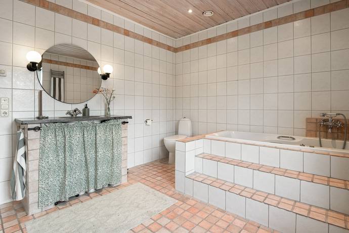 7 rum Villa på Tuna 46 Enhörna Södertälje kommun - bild 19