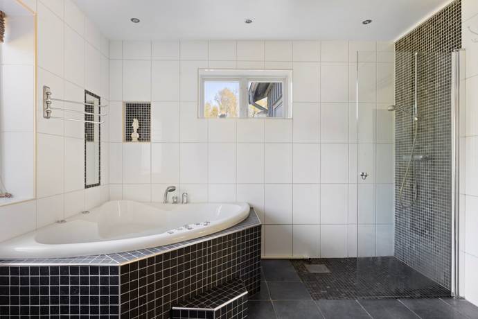 6 rum Villa på Kärrvägen 4 Sollebrunn Alingsås kommun - bild 13