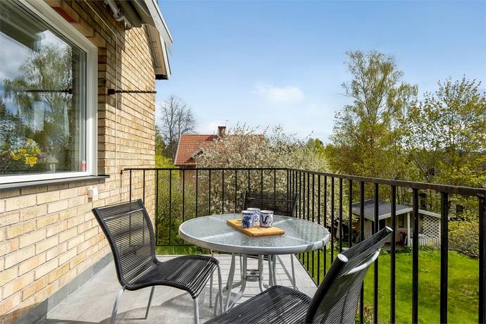 7 rum villa på Björkhagsvägen 48 Duvbo, Sundbybergs kommun - bild 3