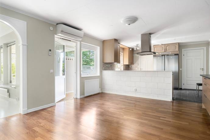 7 rum Villa på Eriksbo backe 22 Eriksbo Göteborgs kommun - bild 9
