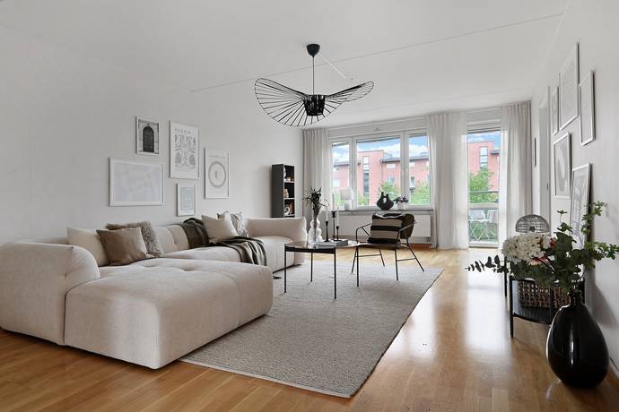 4 rum lägenhet på Salagatan 23 Spånga Solhem, Stockholms kommun - bild 1