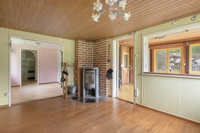 56 m² Villa på Ekbacksvägen 4 Hölö Södertälje kommun - bild 3